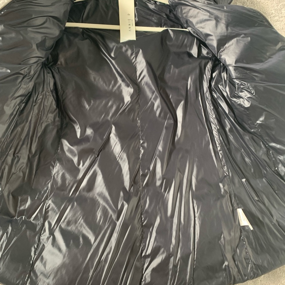 Annie P Cropped Sleeve Down Jacket In Black NWOT - Picture 9 of 9